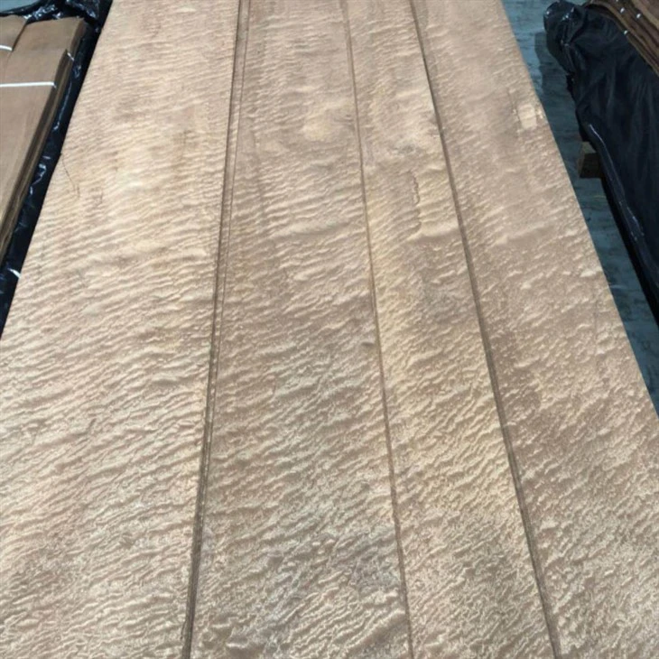 Sapelle Pomelle Wood Veneer Sapelle Pomelle Wood Veneer